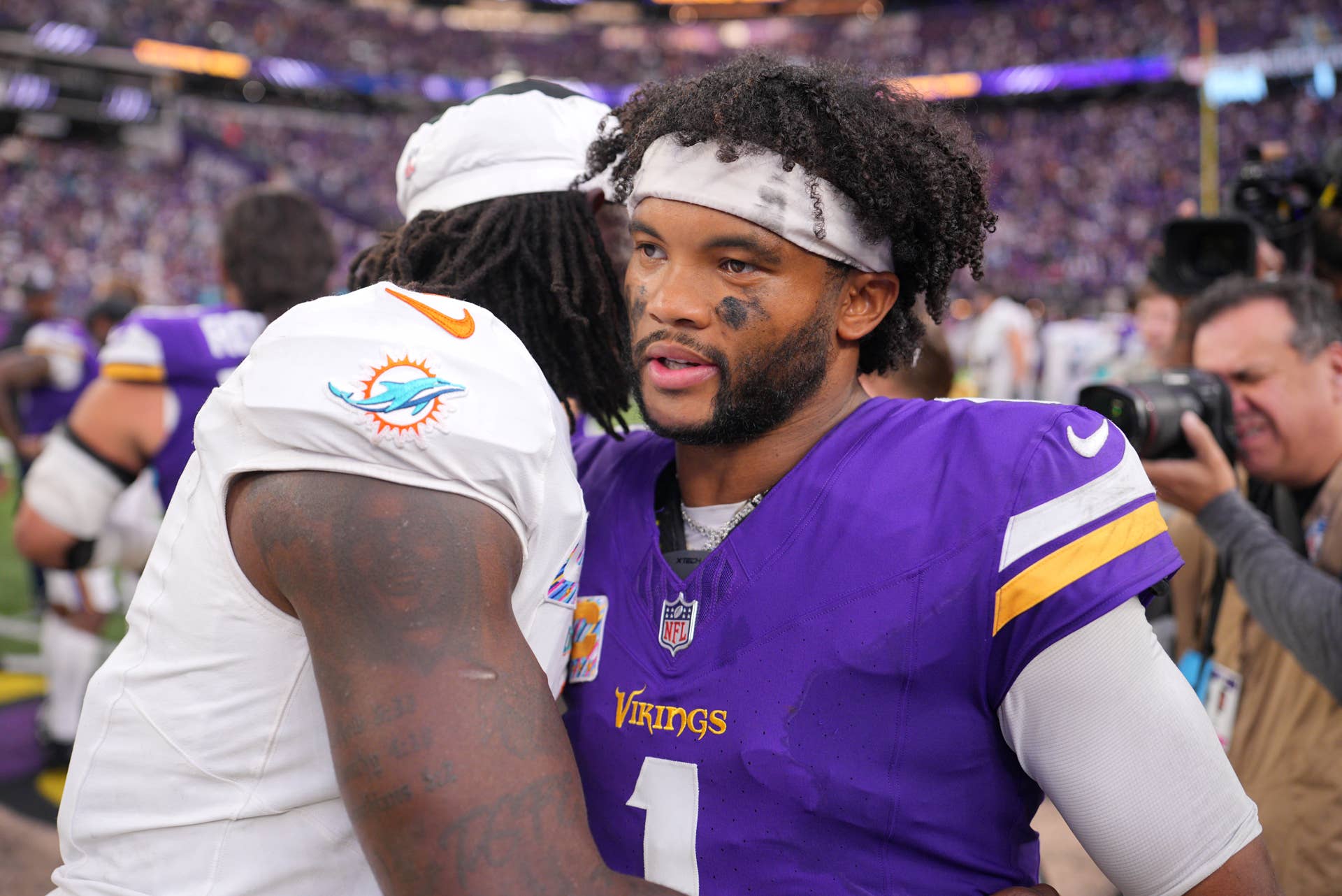 Bill Simmons does not take 4-0 Vikings seriously, bashes 'terrible ...