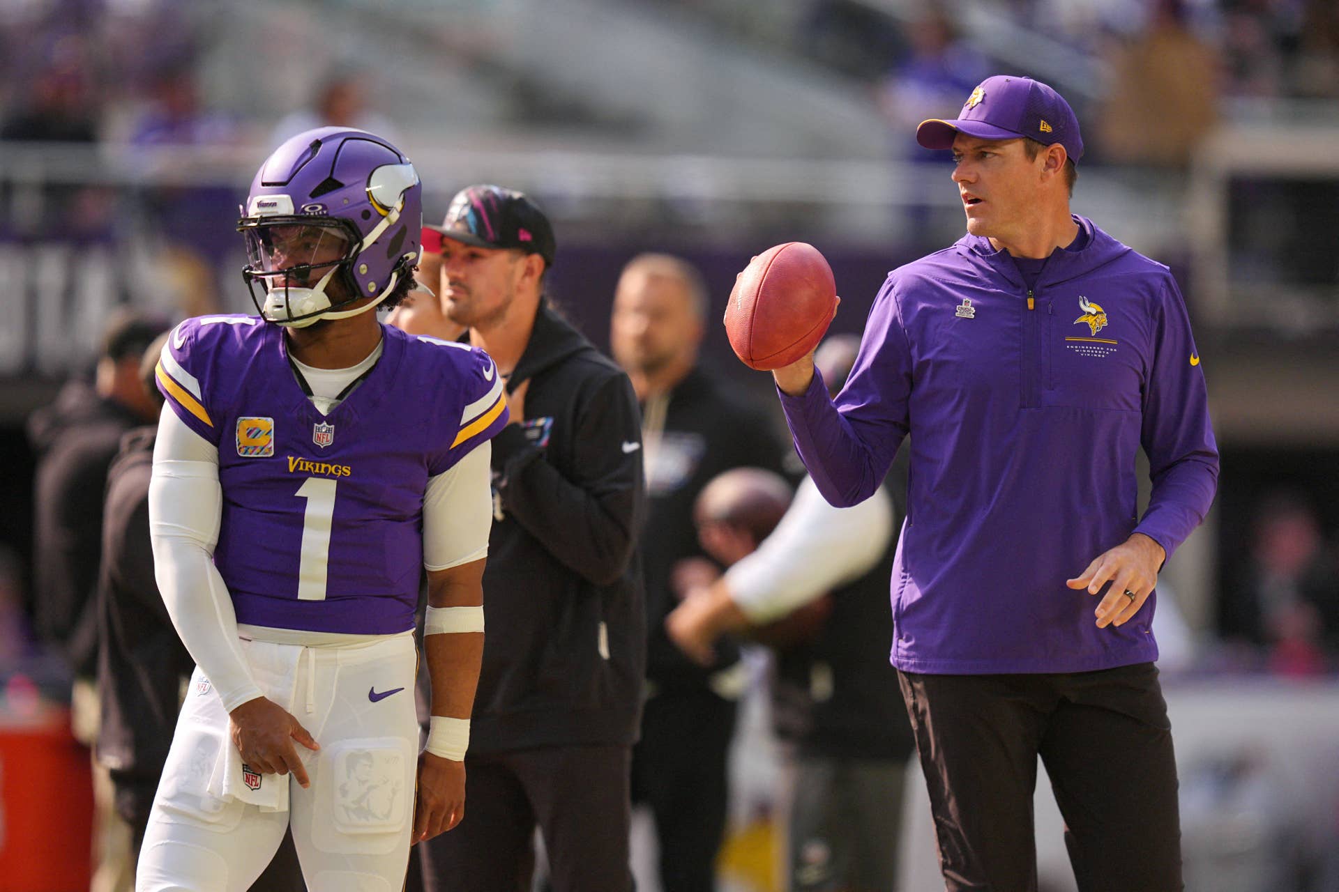 Picking the final 12 games on 5-0 Vikings' schedule: Where will they ...