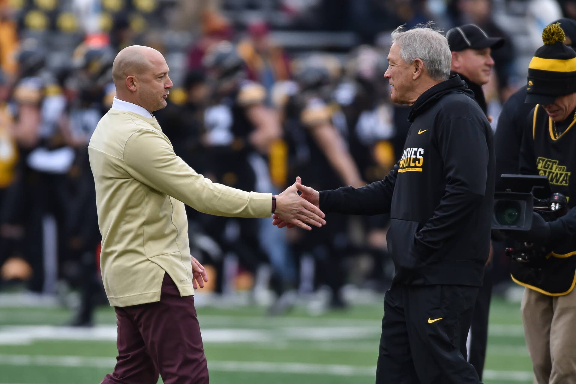 Hype building around Gophers commit Jett Feeney, Moorhead football ...
